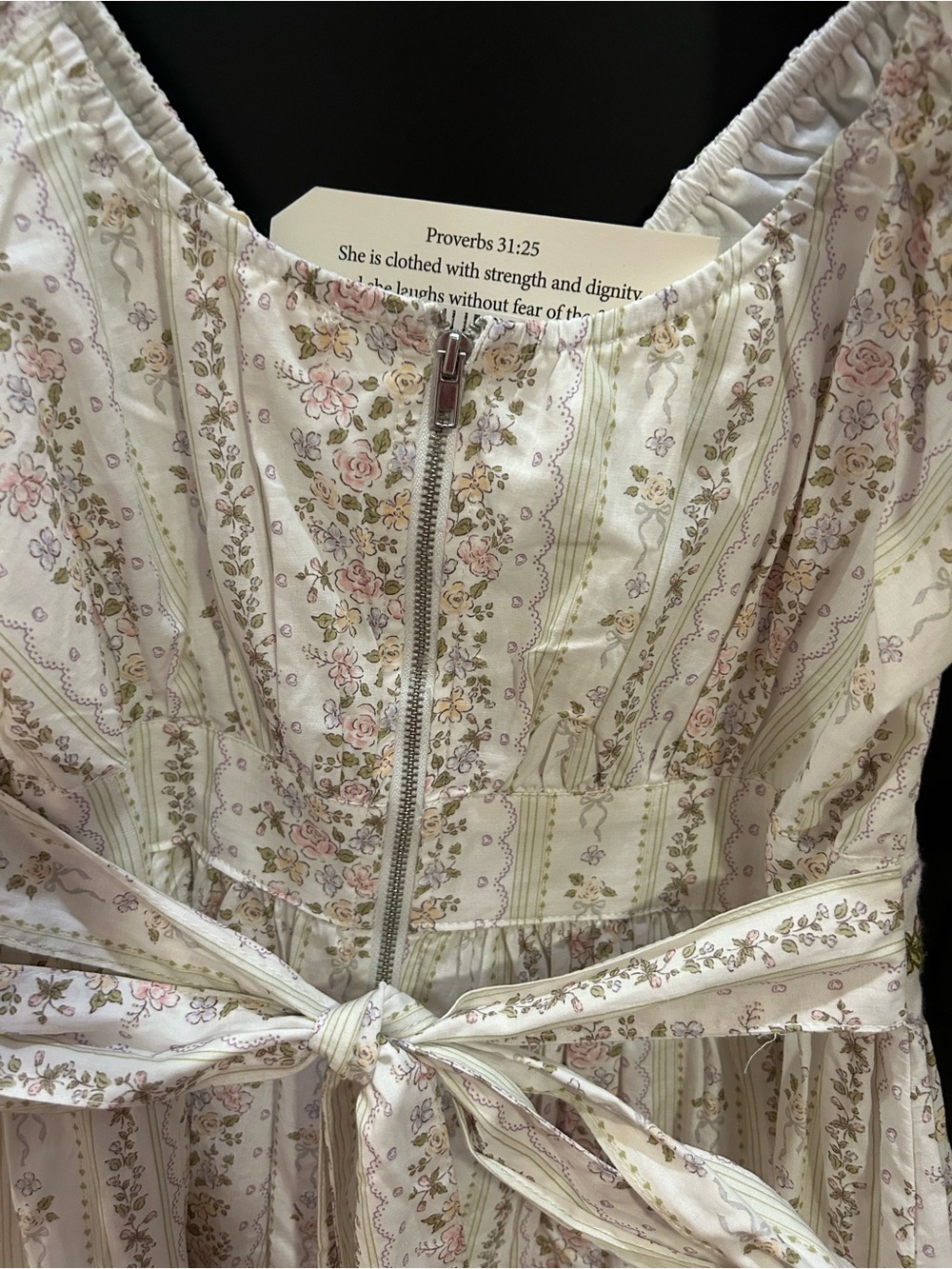 Floral Puff-Sleeve Tiered Mini Dress in Cream - Picture 4 of 7